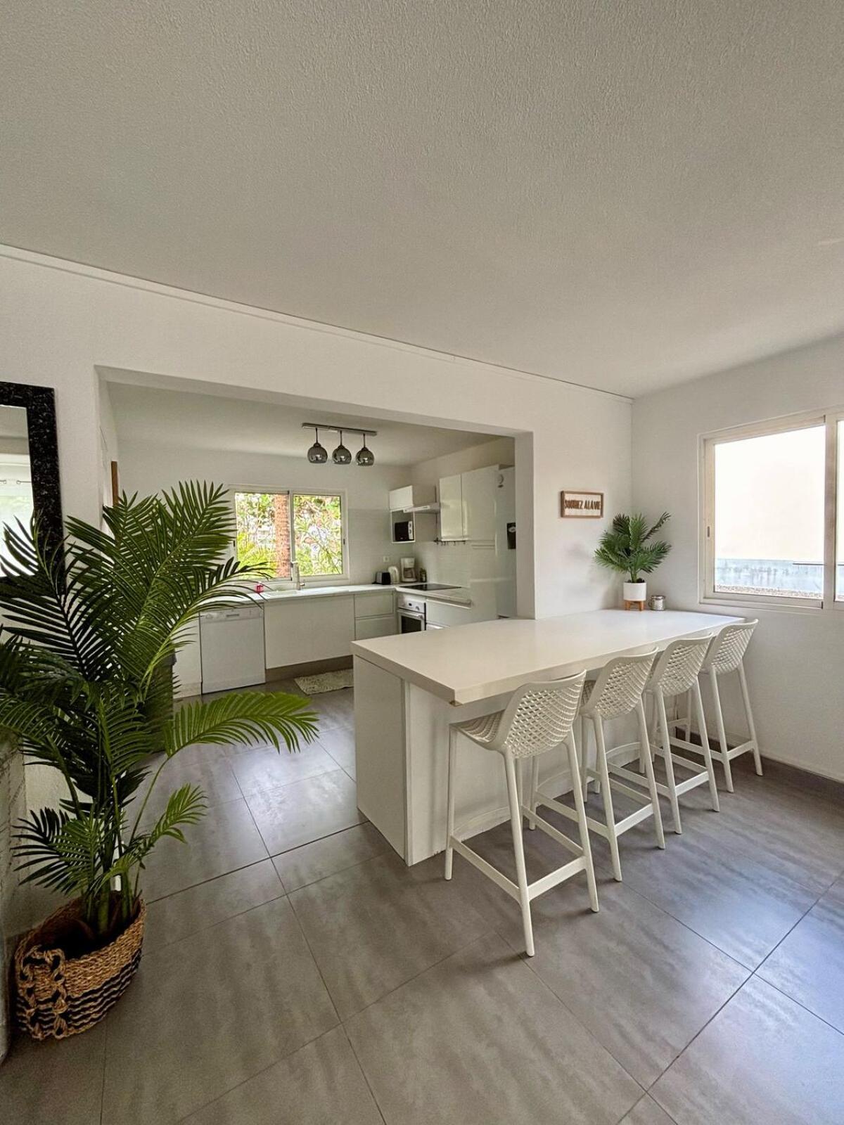 Villa Magellan, Walkable Orient Bay Beach, Private Pool 外观 照片